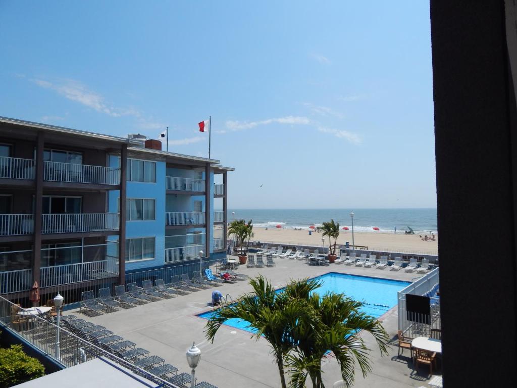 Flagship Oceanfront Hotel โอเชียนซิตี้ ภายนอก รูปภาพ