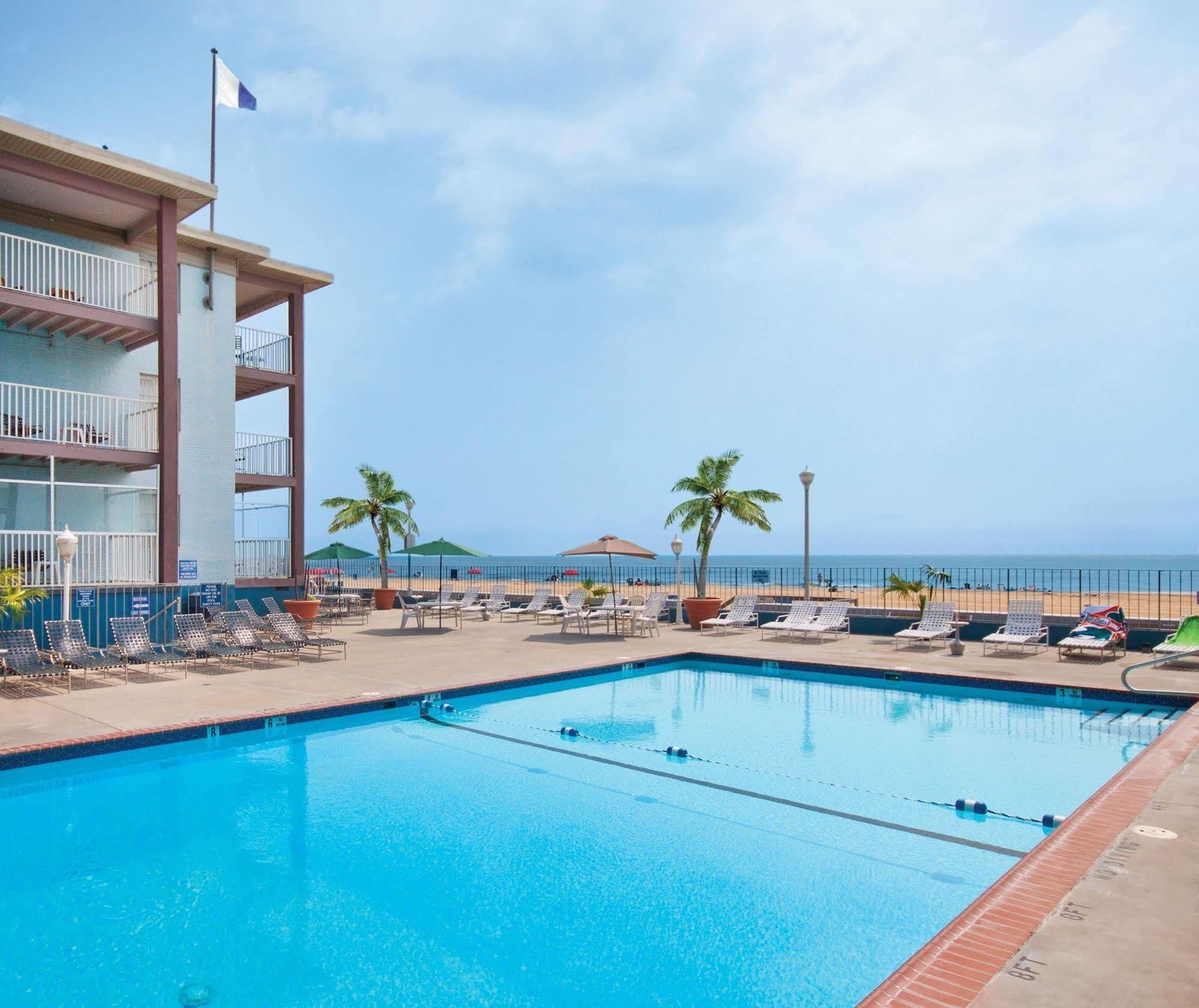 Flagship Oceanfront Hotel โอเชียนซิตี้ ภายนอก รูปภาพ
